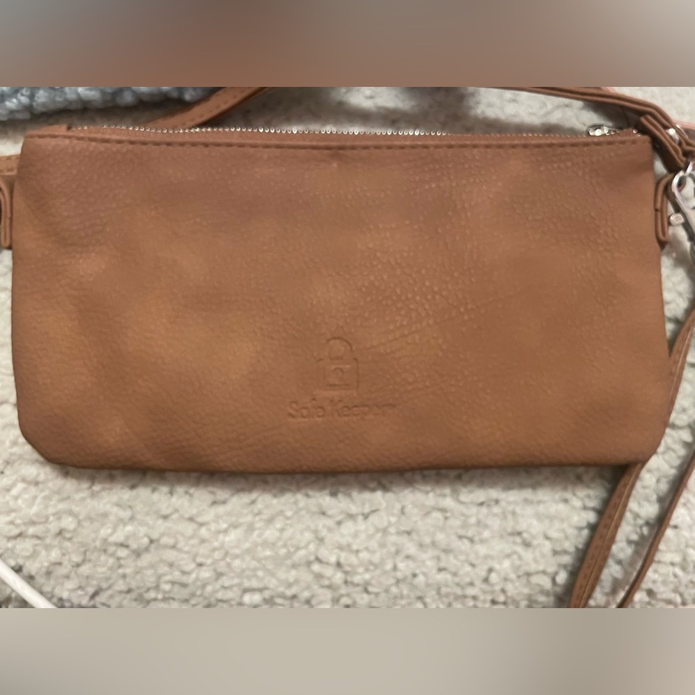 NWOT Brown Wristlet - Picture 5 of 6